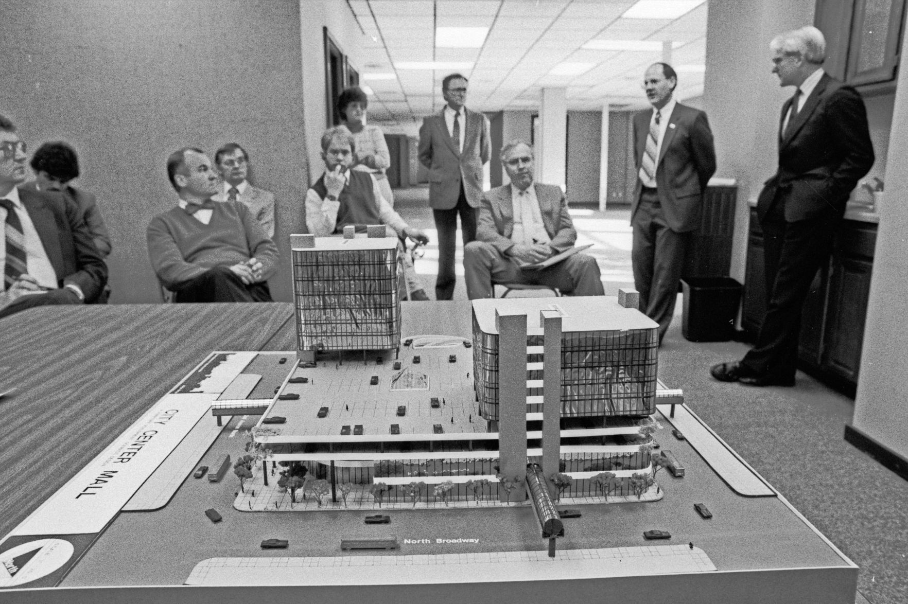 City Center Mall, 1987